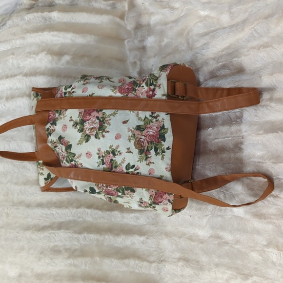 Floral Canvas Backpack - Picture 2 of 4